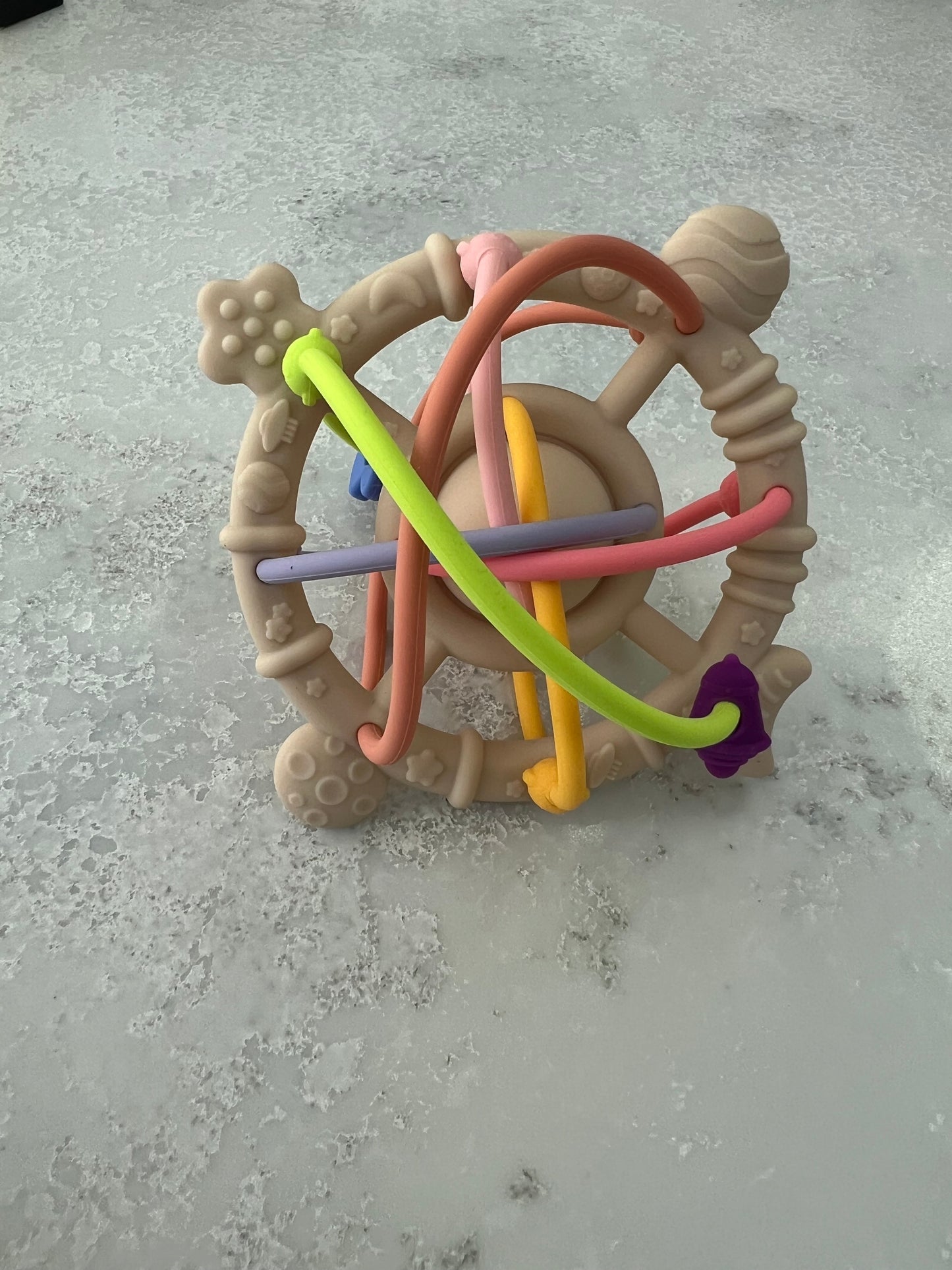 The Rattle Teething Ball